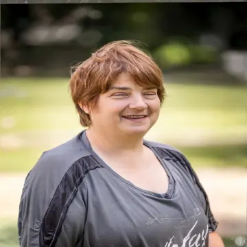 Porträtfoto von der Verwaltungskraft Susanne Draheim